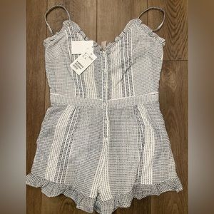 H&M Romper NWT- Womens Spaghetti Strap Romper Size 6 Navy/White.